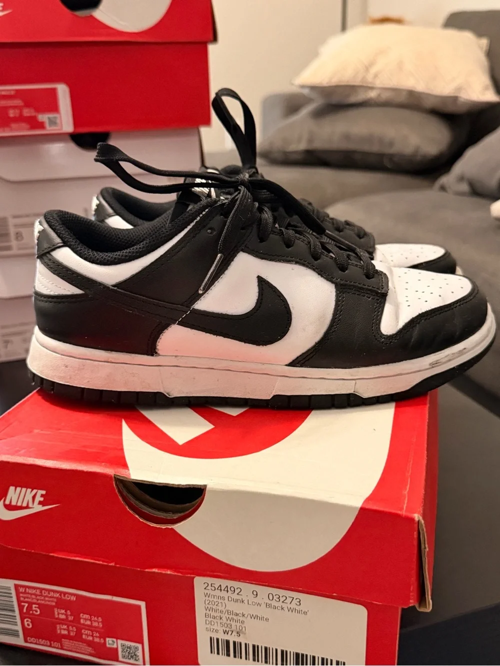Nike women’s Pandas Dunk Low